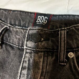 BDG size 27 black distressed